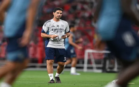 Tin bóng đá Arsenal： Chuyển nhượng hot nhất hè này!